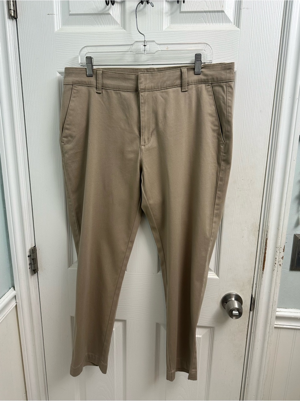 Banana Republic Women’s Dress Chino Capri Pants sz 14